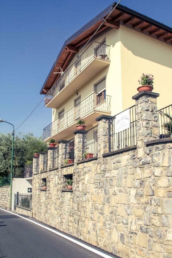 B&B Tina Monte Isola Exterior foto